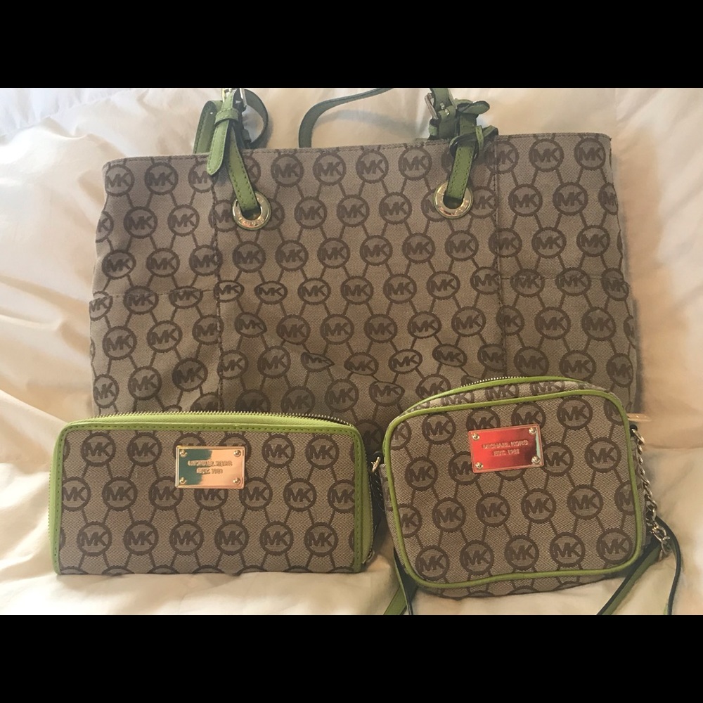 Handbag